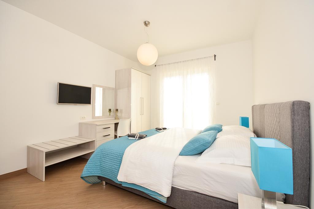 Apartment & Room Ladisic Orasac Exterior foto